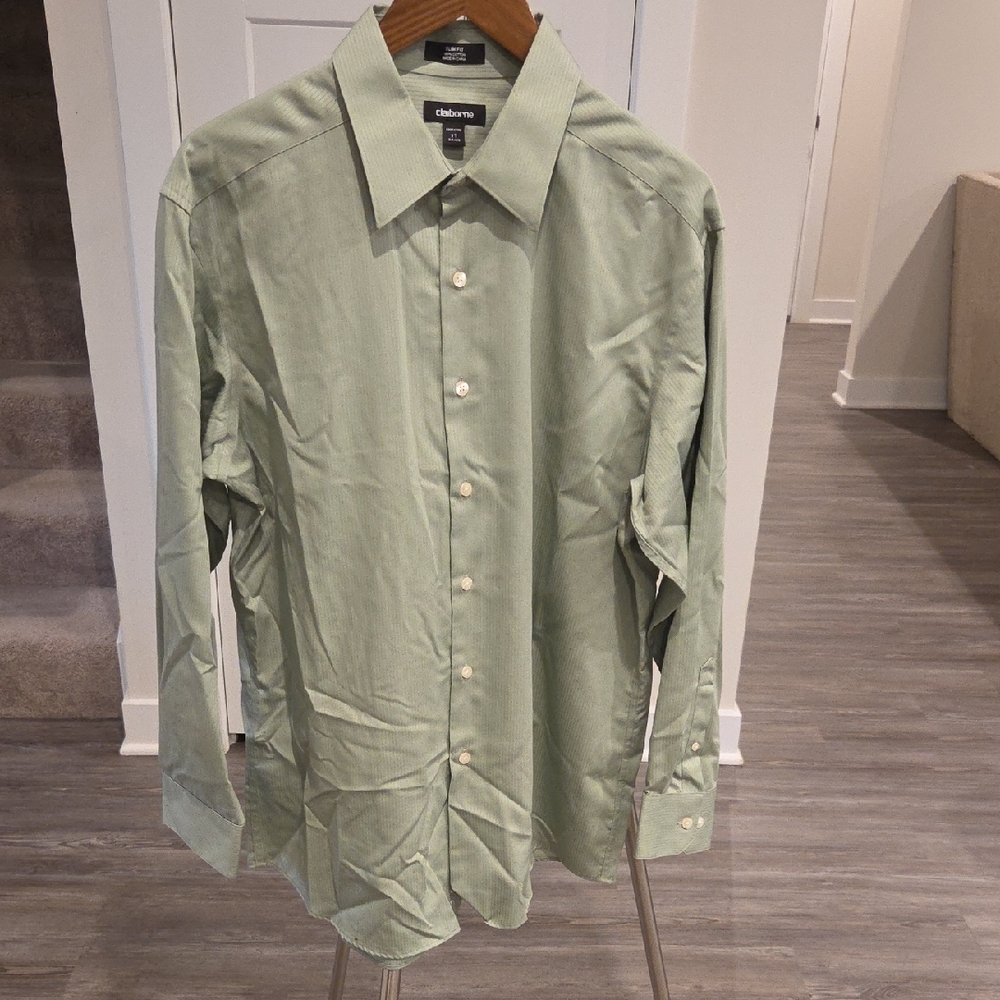 Claiborne Light Green Men's Dress Shirt